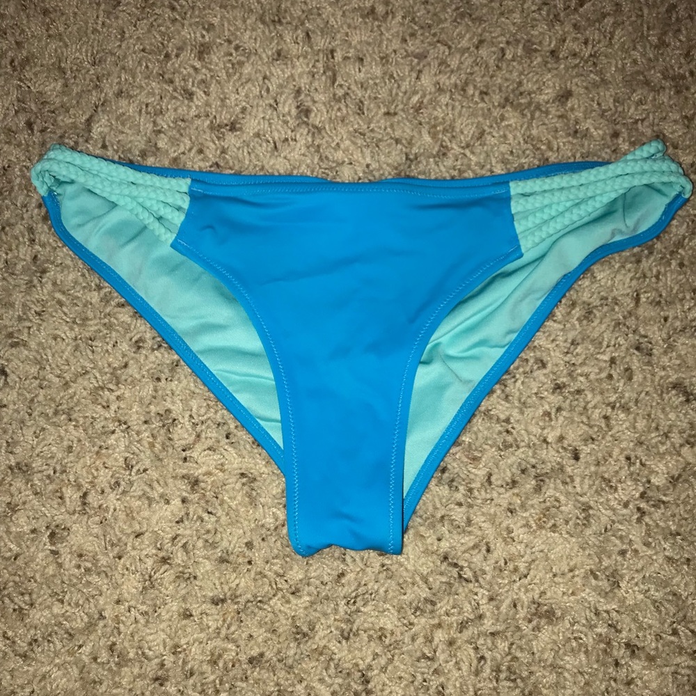 Victoria’s Secret swimsuit bottoms